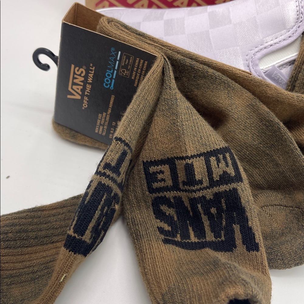 Vans CoolMax technology for comfort.
 "Off The Wall" Crew socks (1 pair) - Picture 16 of 16